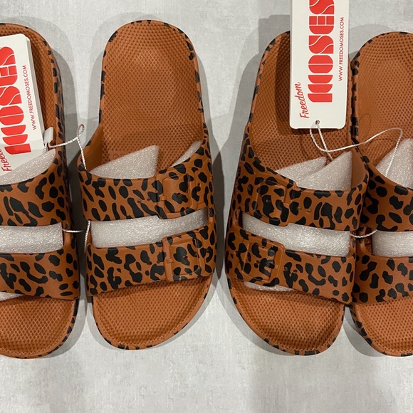 FREEDOM MOSES J. Crew leopard print sandals NWT - Picture 5 of 5